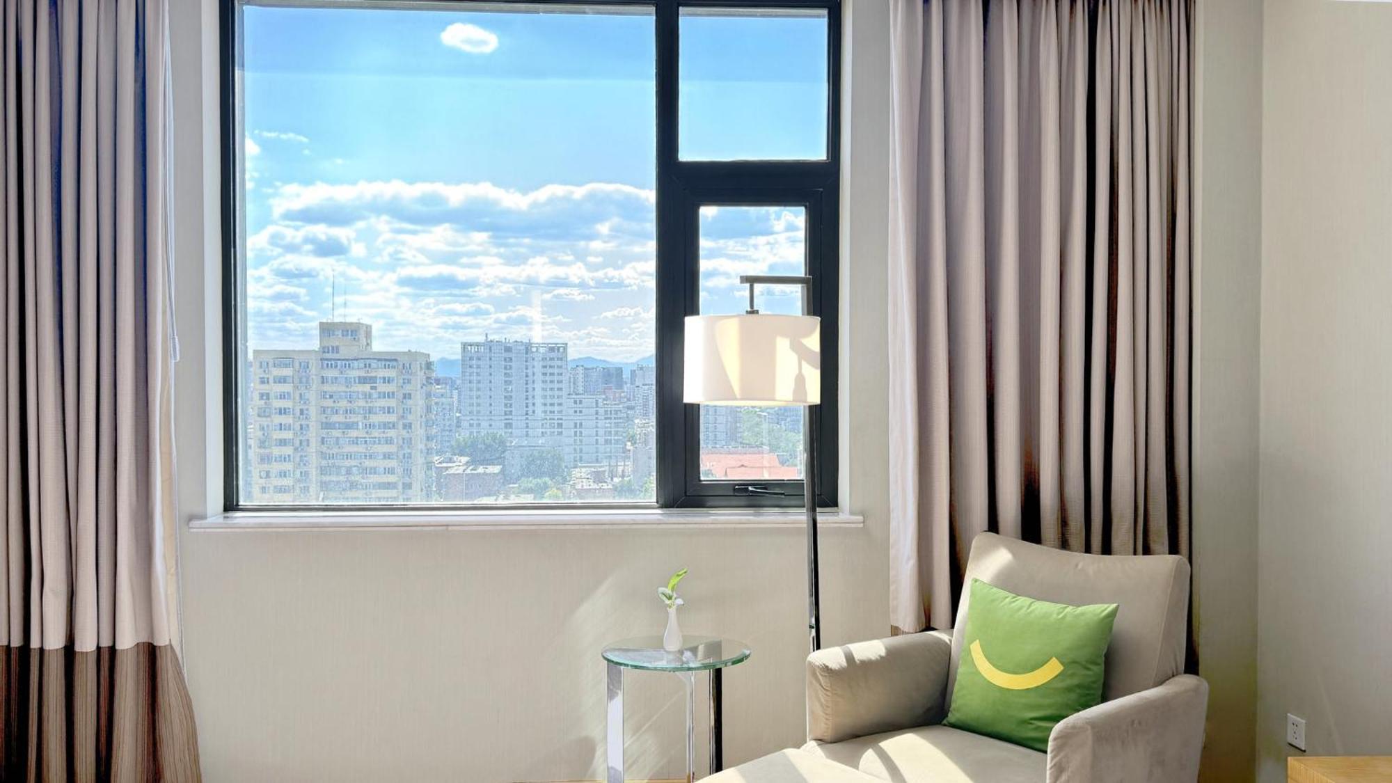 Holiday Inn Beijing Deshengmen, an IHG Hotel Buitenkant foto